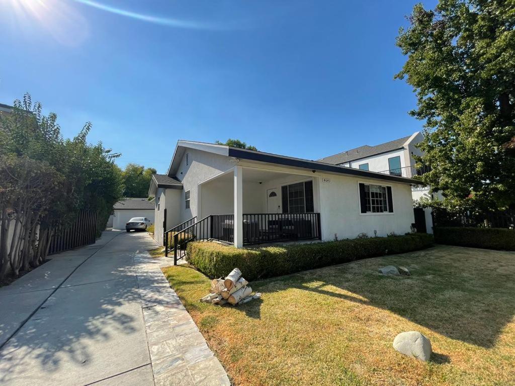 Charming Bright Traditional Home In Sherman Oaks Los Angeles Exteriör bild